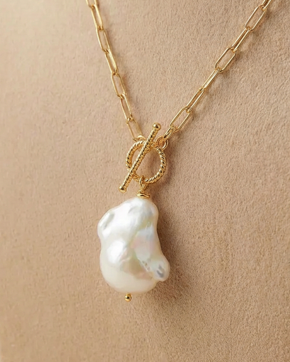Elan Baroque Necklace