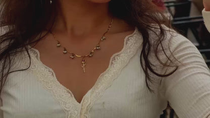 Naomi Necklace