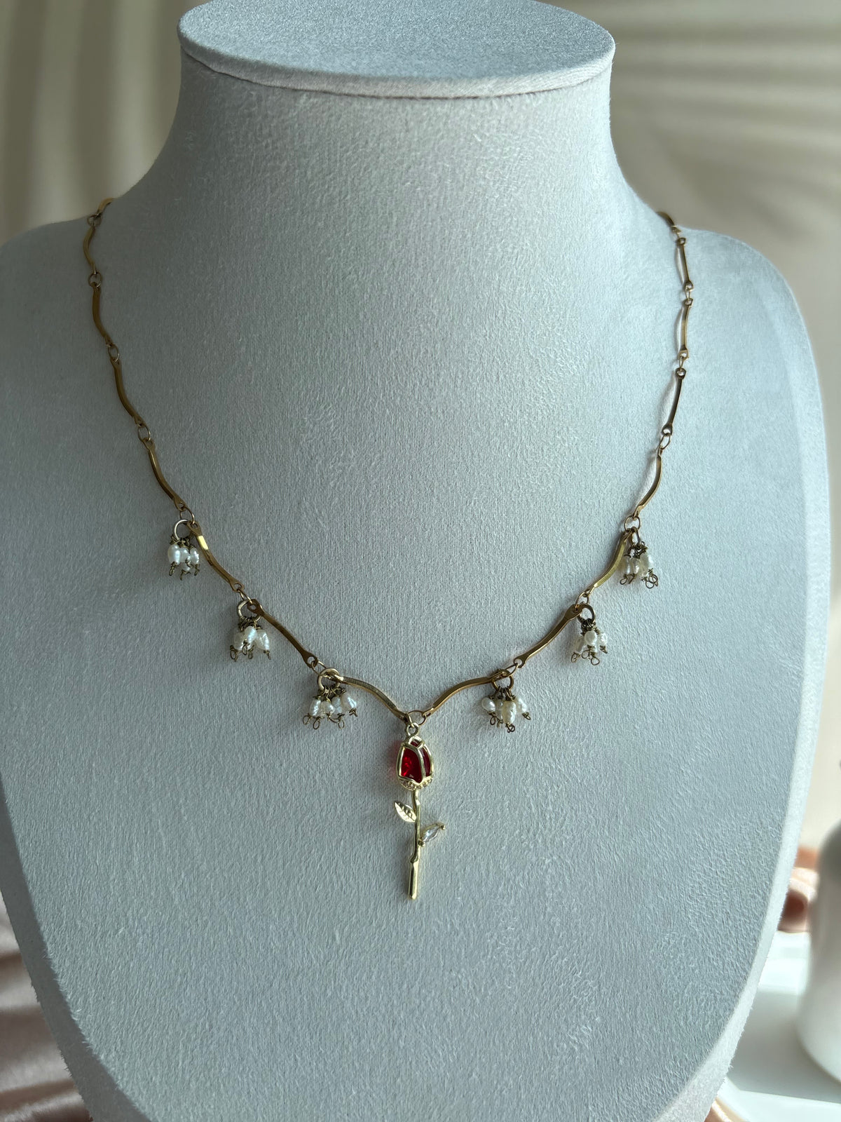 Naomi Necklace
